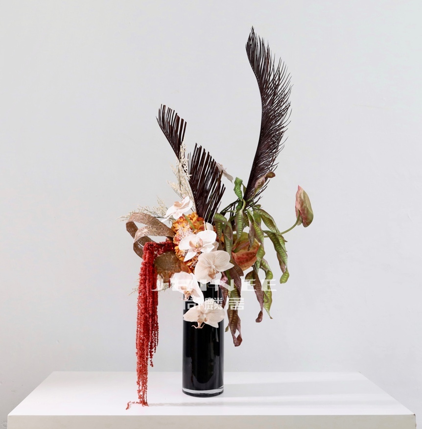 棕橘黄 · 仿真花艺,59 × 47 × 103 cm