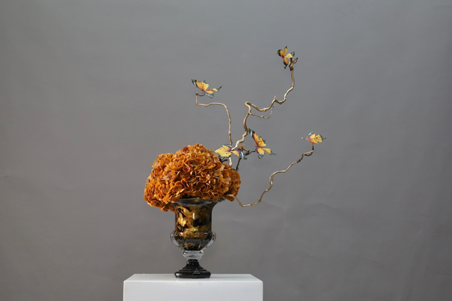 棕橘黄 · 仿真花艺,55 × 33 × 81 cm