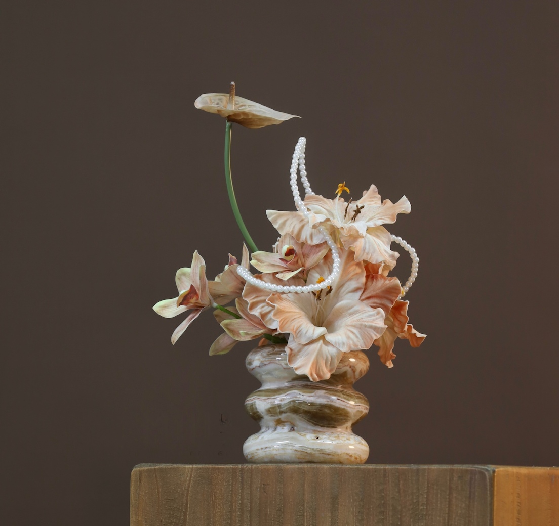 棕橘香槟黄色 · 仿真花艺,22 × 19 × 34 cm
