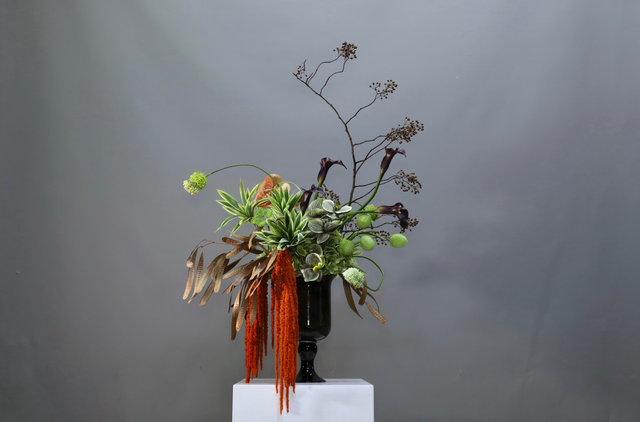 绿色 · 仿真花艺，75 × 50 × 112 cm